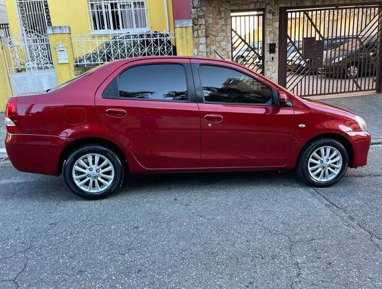 TOYOTA ETIOS 1.5 XLS SEDAN 16V FLEX 4P MANUAL